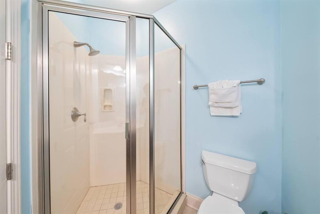 Apartment Aqua 110 New Remodel Ground Level, The Requested Unit In Building Panama City Beach